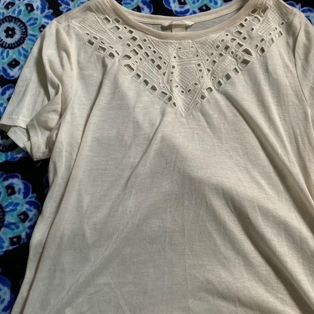 Sort sleeve shirt